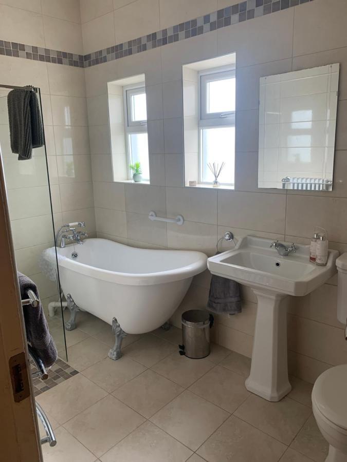 Wild Atlantic Way Cottage Dooagh 외부 사진